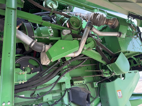 2014 John Deere S670 - Photo17
