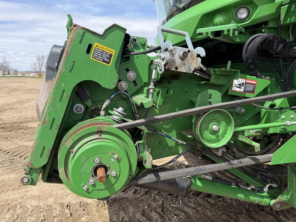 2014 John Deere S670 - Photo29
