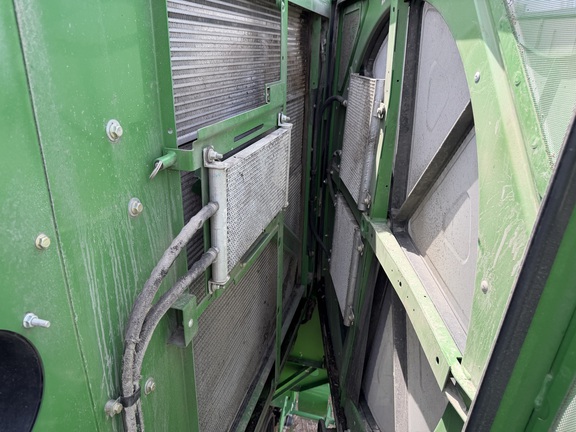 2014 John Deere S670 - Photo32