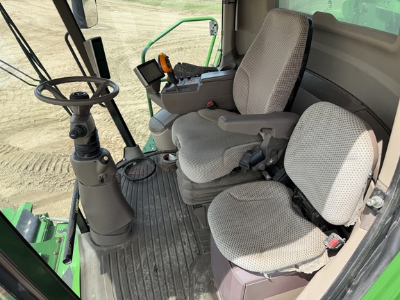 2014 John Deere S670 - Photo40