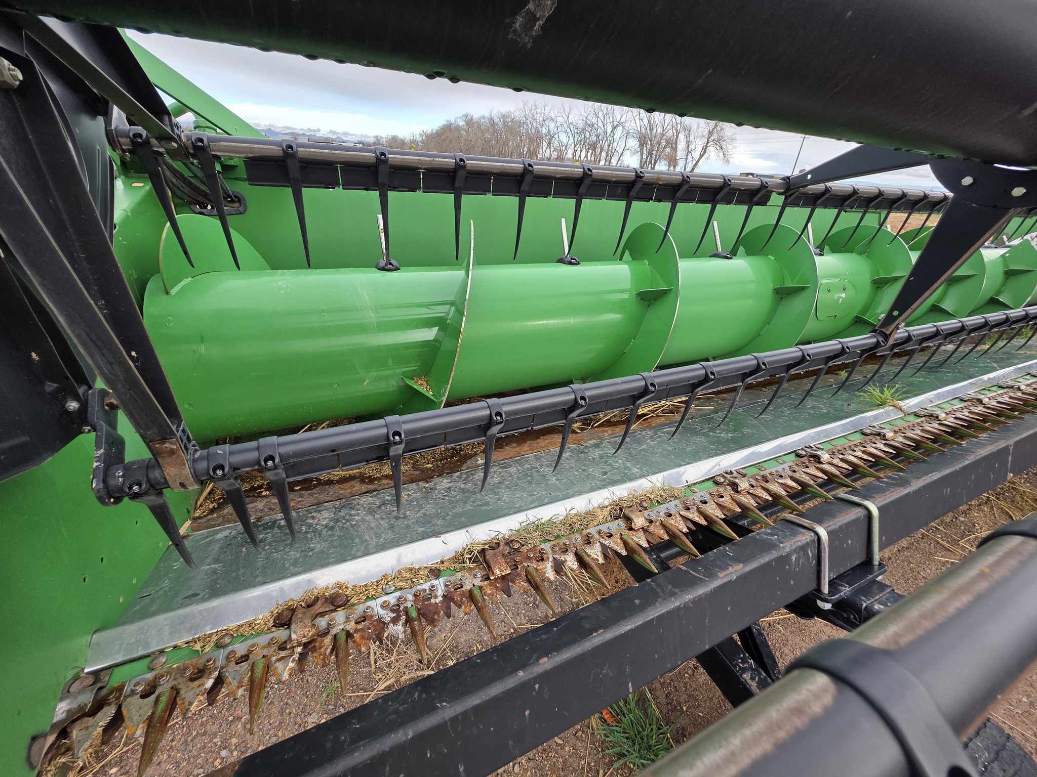 2009 John Deere 630R Image 3