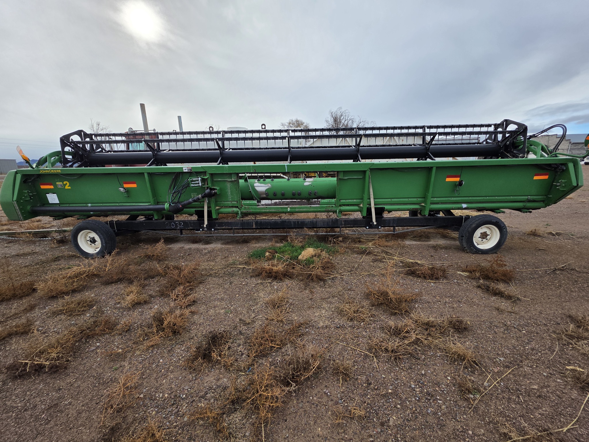 2009 John Deere 630R Image 6