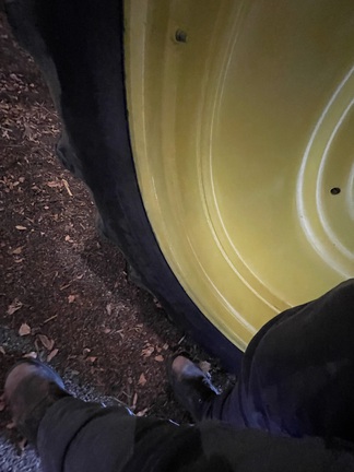 2011 John Deere 8335R - Photo9