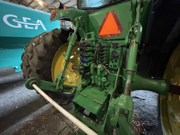 2011 John Deere 8335R - Photo5