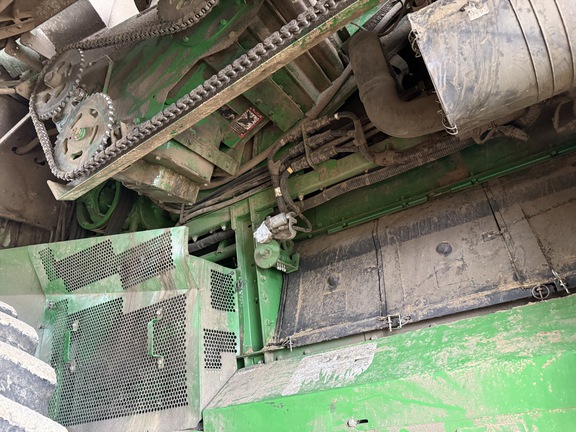 Photo of 2020 John Deere S790