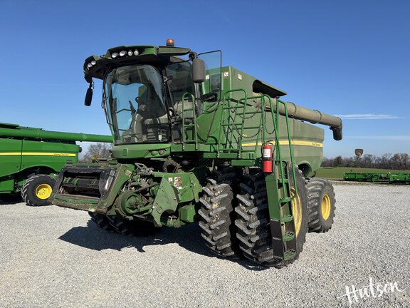 Photo of 2020 John Deere S790