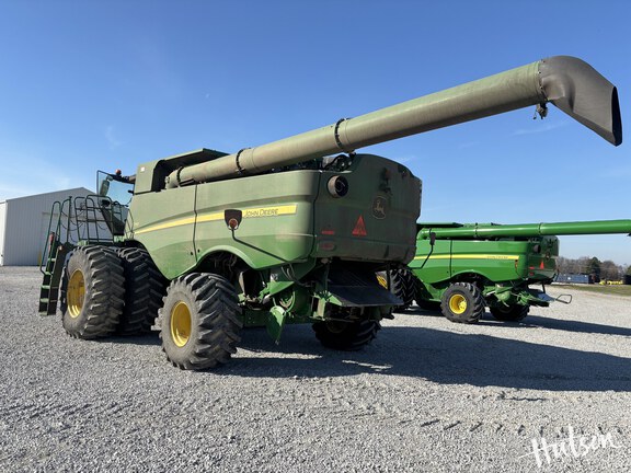 Photo of 2020 John Deere S790