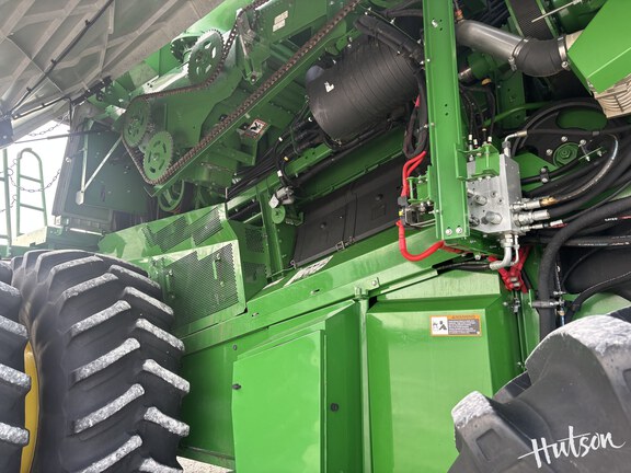 Photo of 2020 John Deere S790