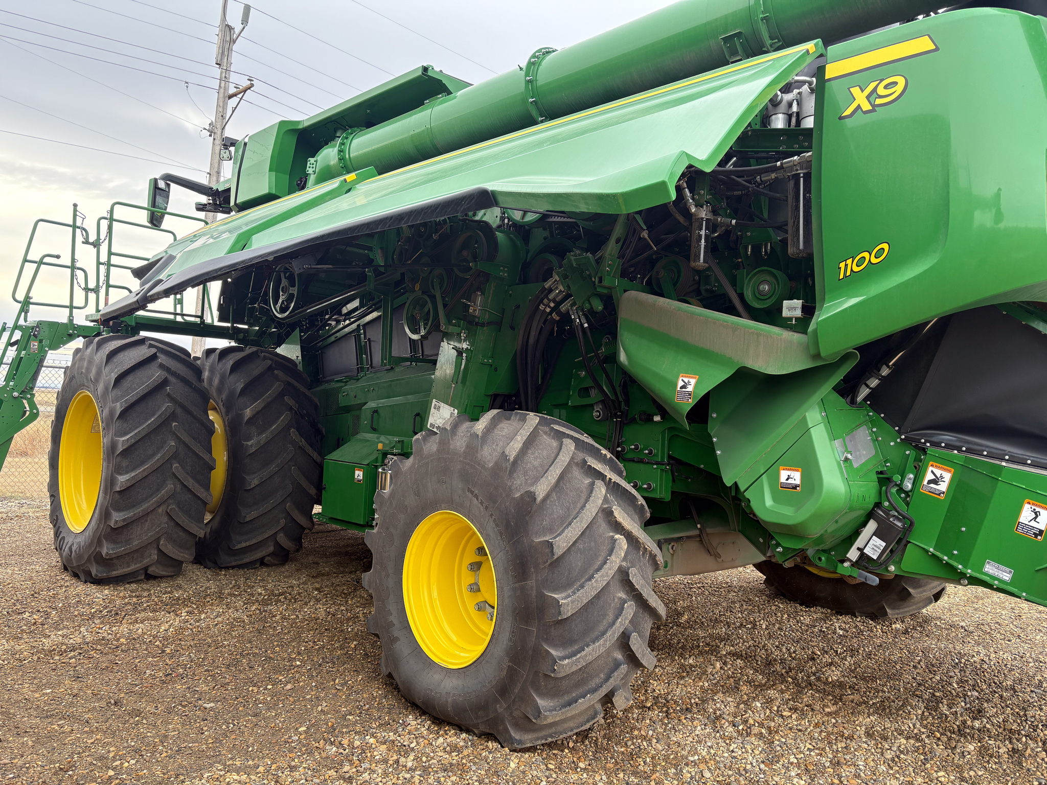2025 John Deere X9 1100 Image 7