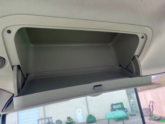 2015 John Deere 6130R