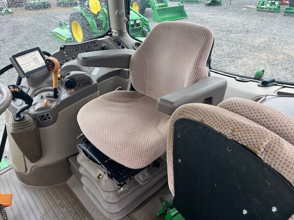 2015 John Deere 6130R