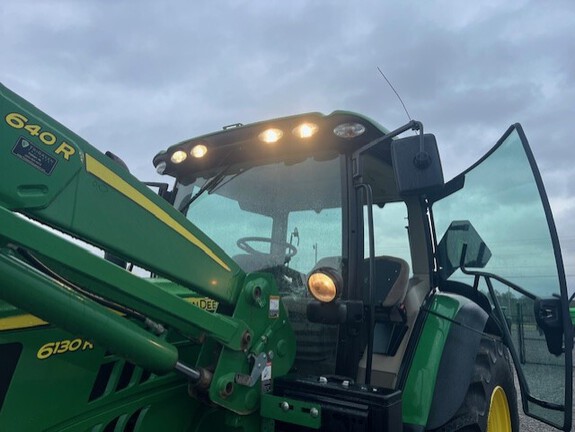 2015 John Deere 6130R
