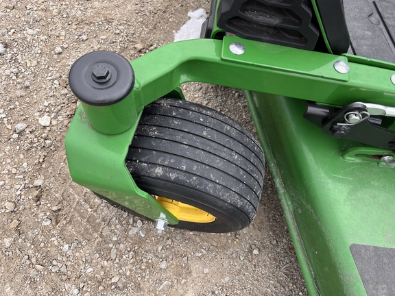 2023 John Deere Z530R - Photo9