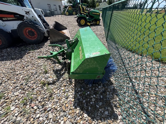 2020 John Deere 60'' HEAVY DUTY BROOM - Photo4