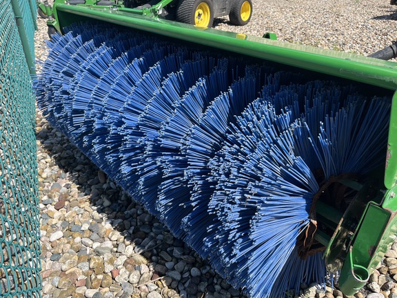 2020 John Deere 60'' HEAVY DUTY BROOM - Photo9
