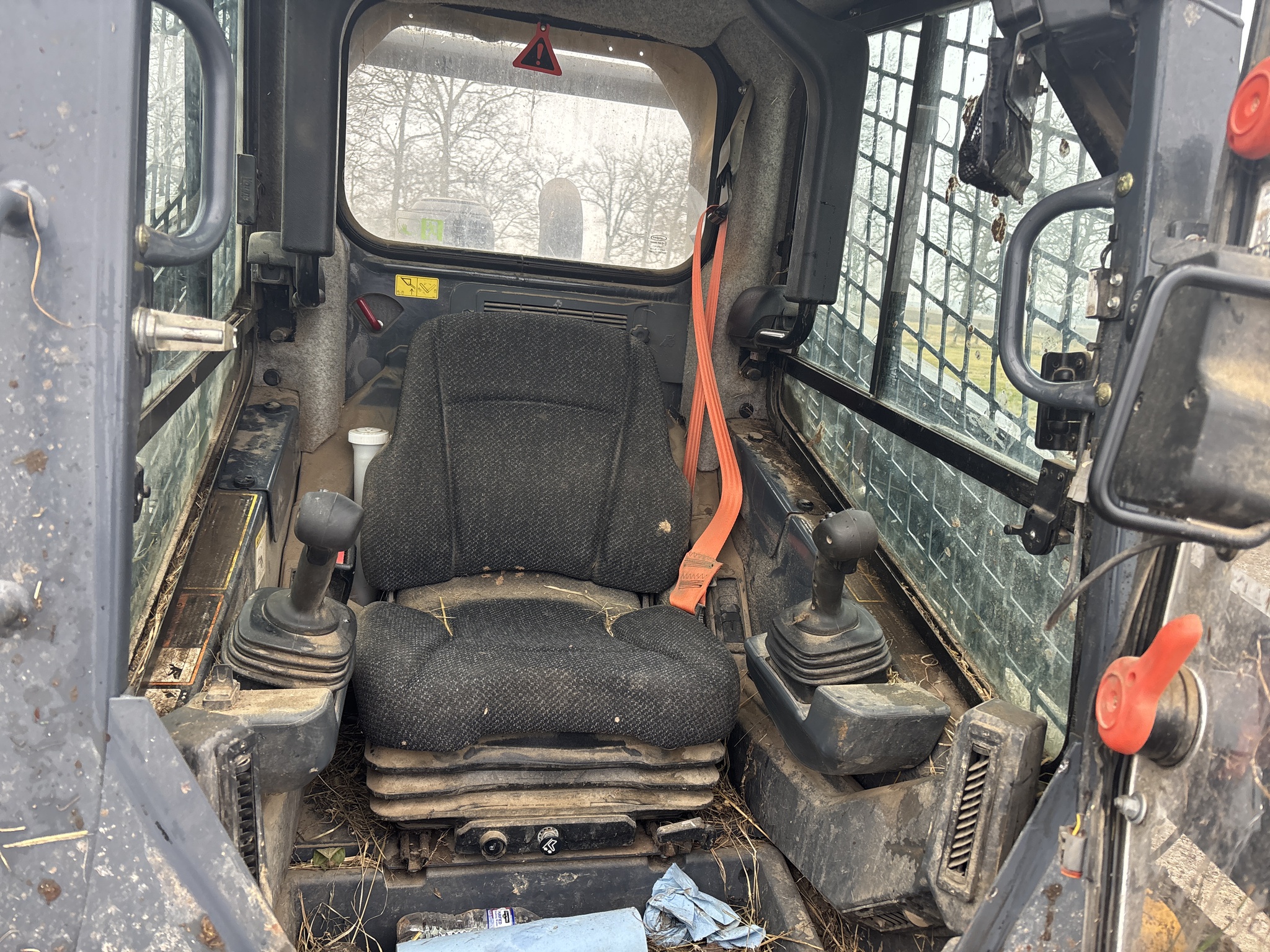 Used 2018 John Deere 333G Compact Track Loaders at Koenig Equipment in Urbana, OH - PhotoXL9