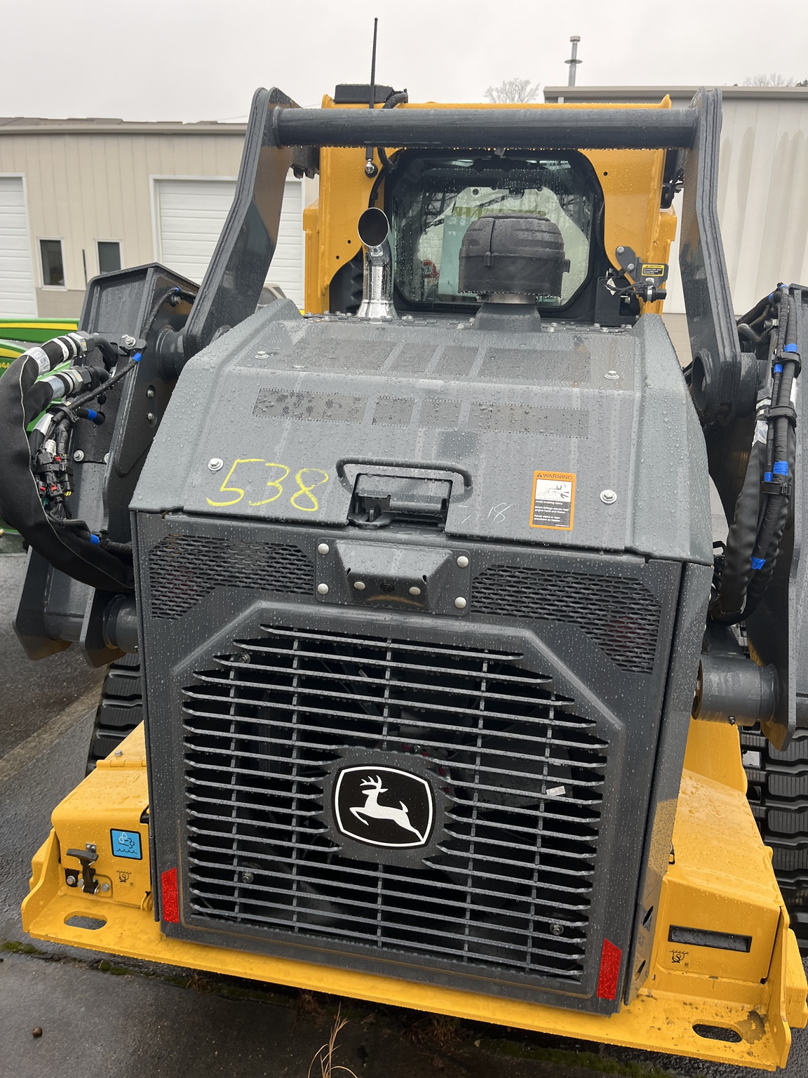 John Deere 335 P Image 7