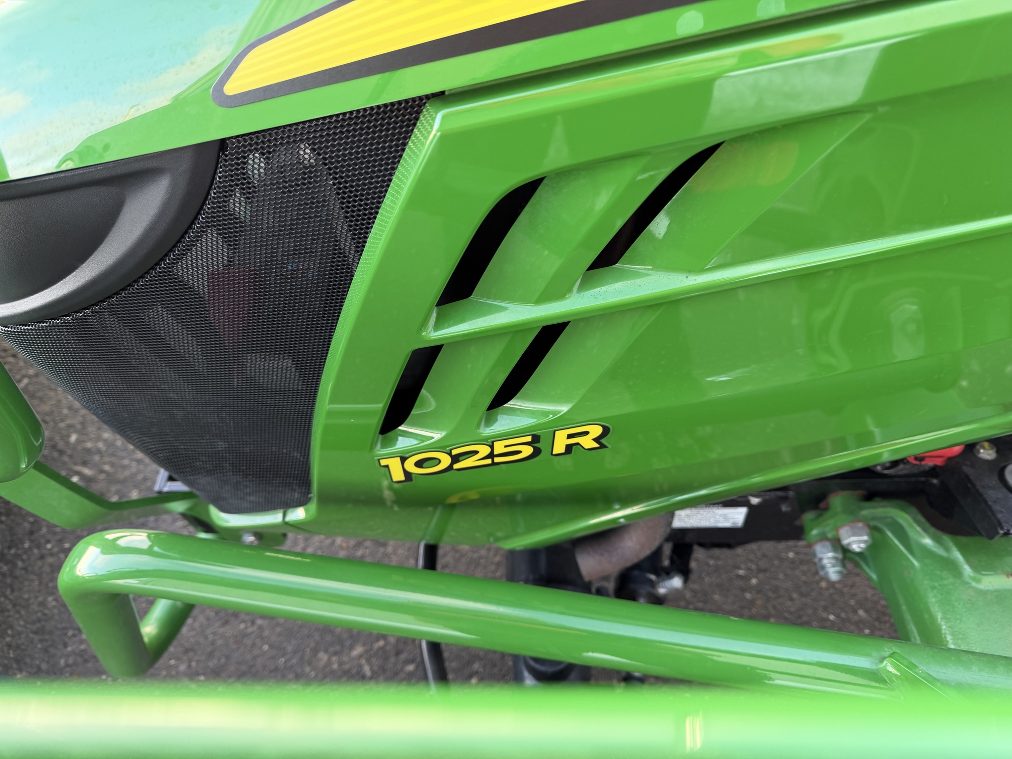 2020 John Deere 1025R Image 9