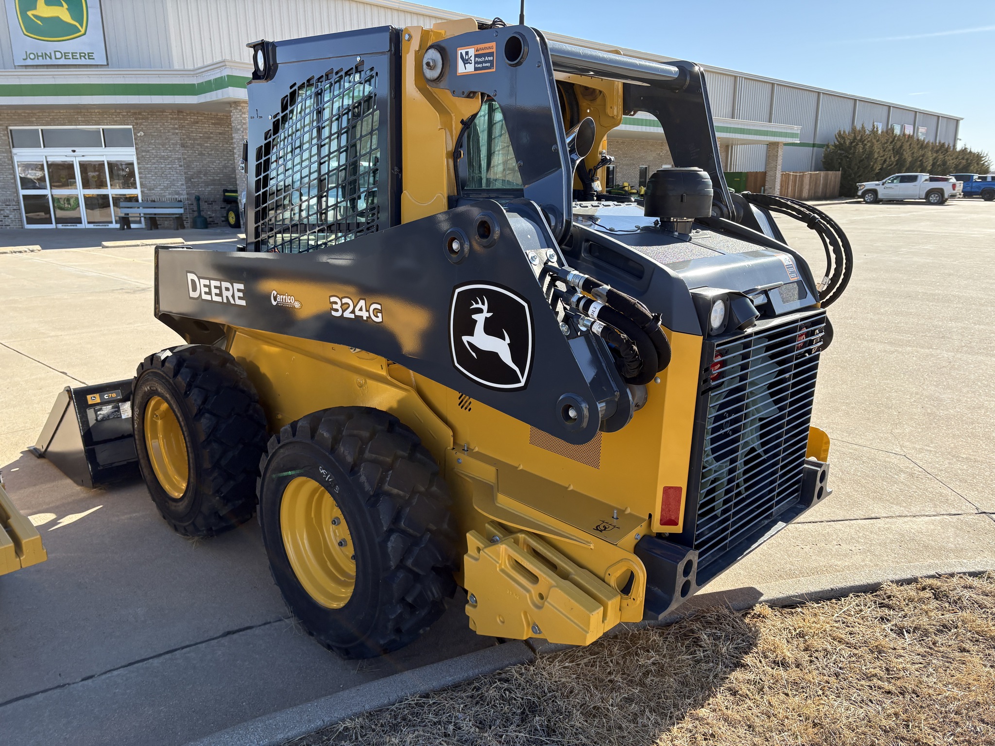 2024 John Deere 324G Image 3