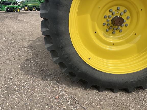 2025 John Deere 8R 370 - Photo16