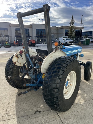 Used 1986 Ford 3910 2WD, No Loader Compact Utility Tractors at Horizon Ag & Turf in Calgary, AB - Photo3