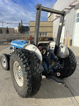Used 1986 Ford 3910 2WD, No Loader Compact Utility Tractors at Horizon Ag & Turf in Calgary, AB - Photo4