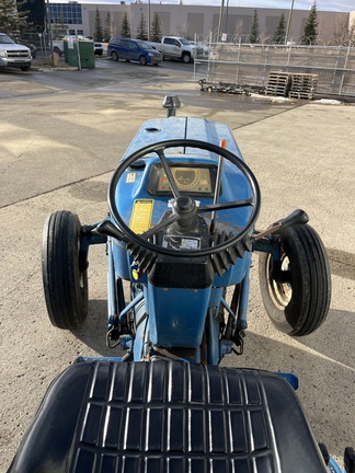 Used 1986 Ford 3910 2WD, No Loader Compact Utility Tractors at Horizon Ag & Turf in Calgary, AB - Photo7