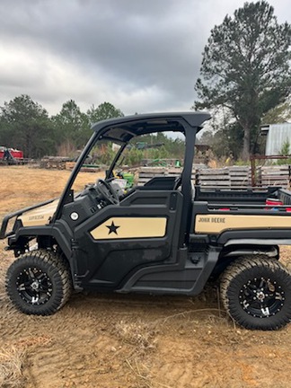 2022 John Deere XUV 835M Photo 1