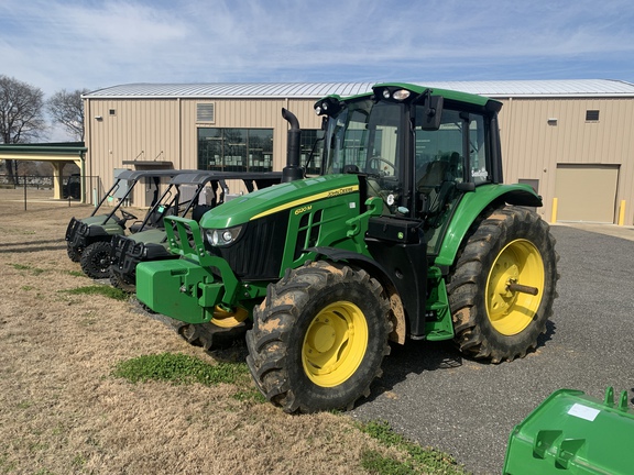 2023 John Deere 6120M Photo 1