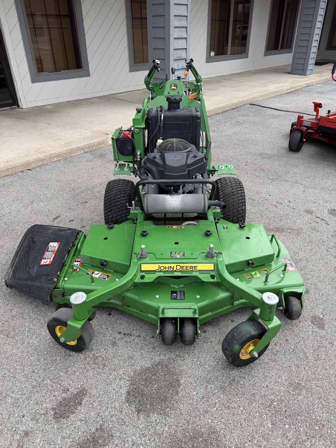 2022 John Deere W52R Image 2