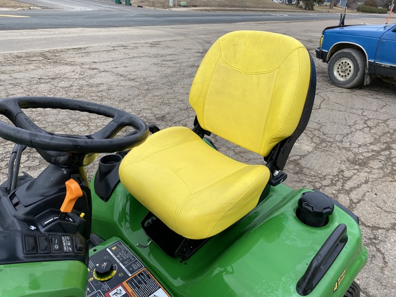 2018 John Deere X734 - Photo2