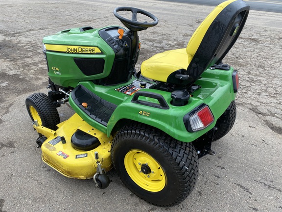 2018 John Deere X734 - Photo3