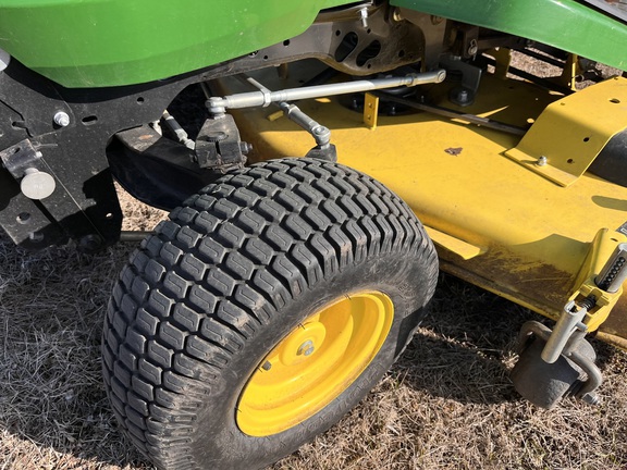 2018 John Deere X734 - Photo10