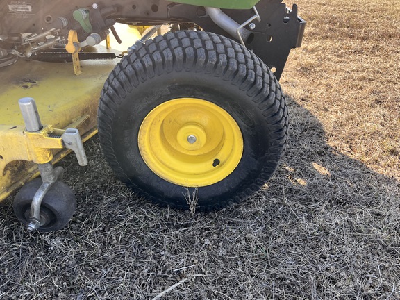 2018 John Deere X734 - Photo11