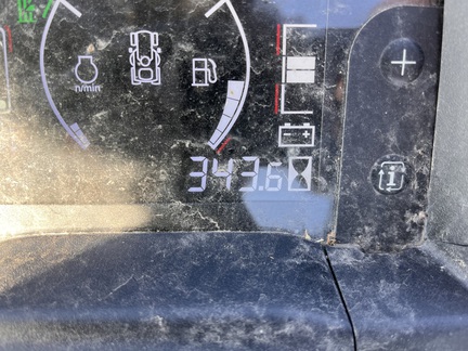 2018 John Deere X734 - Photo21