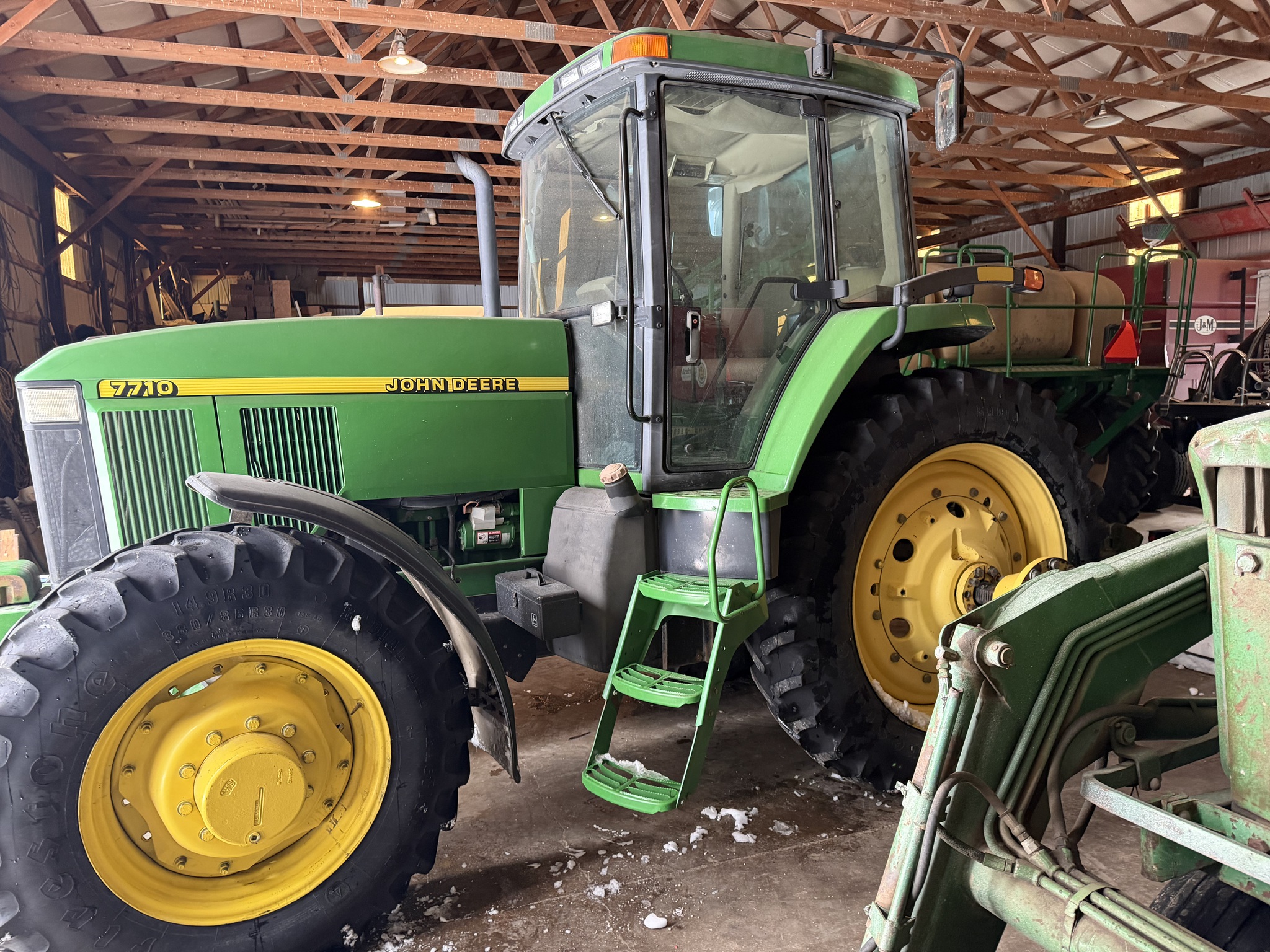 1997 John Deere 7710 Image 4