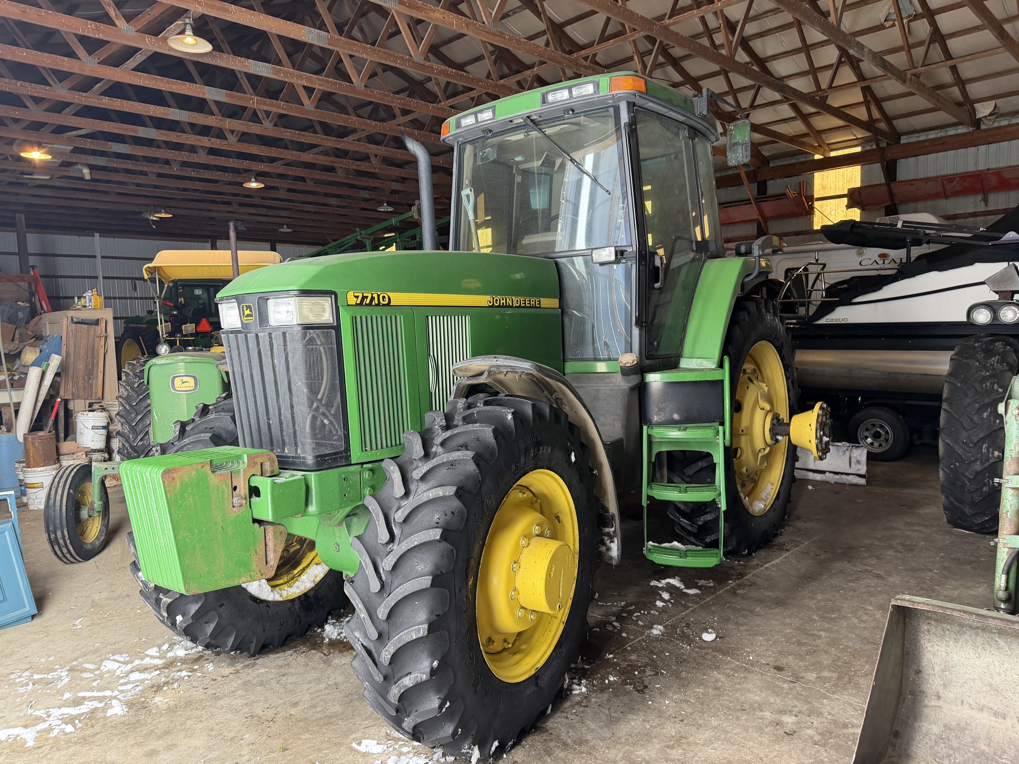 1997 John Deere 7710 Image 1