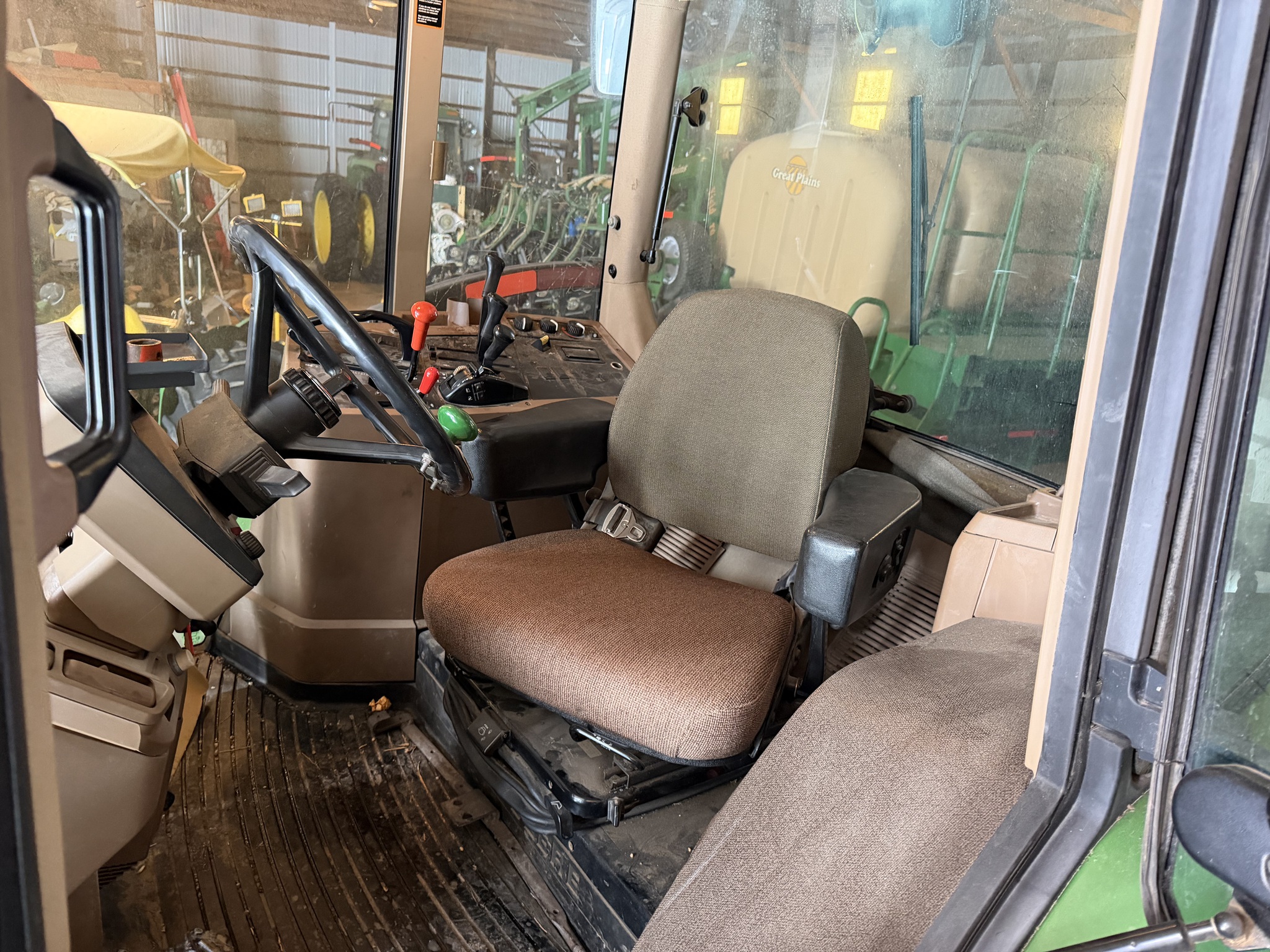 1997 John Deere 7710 Image 11