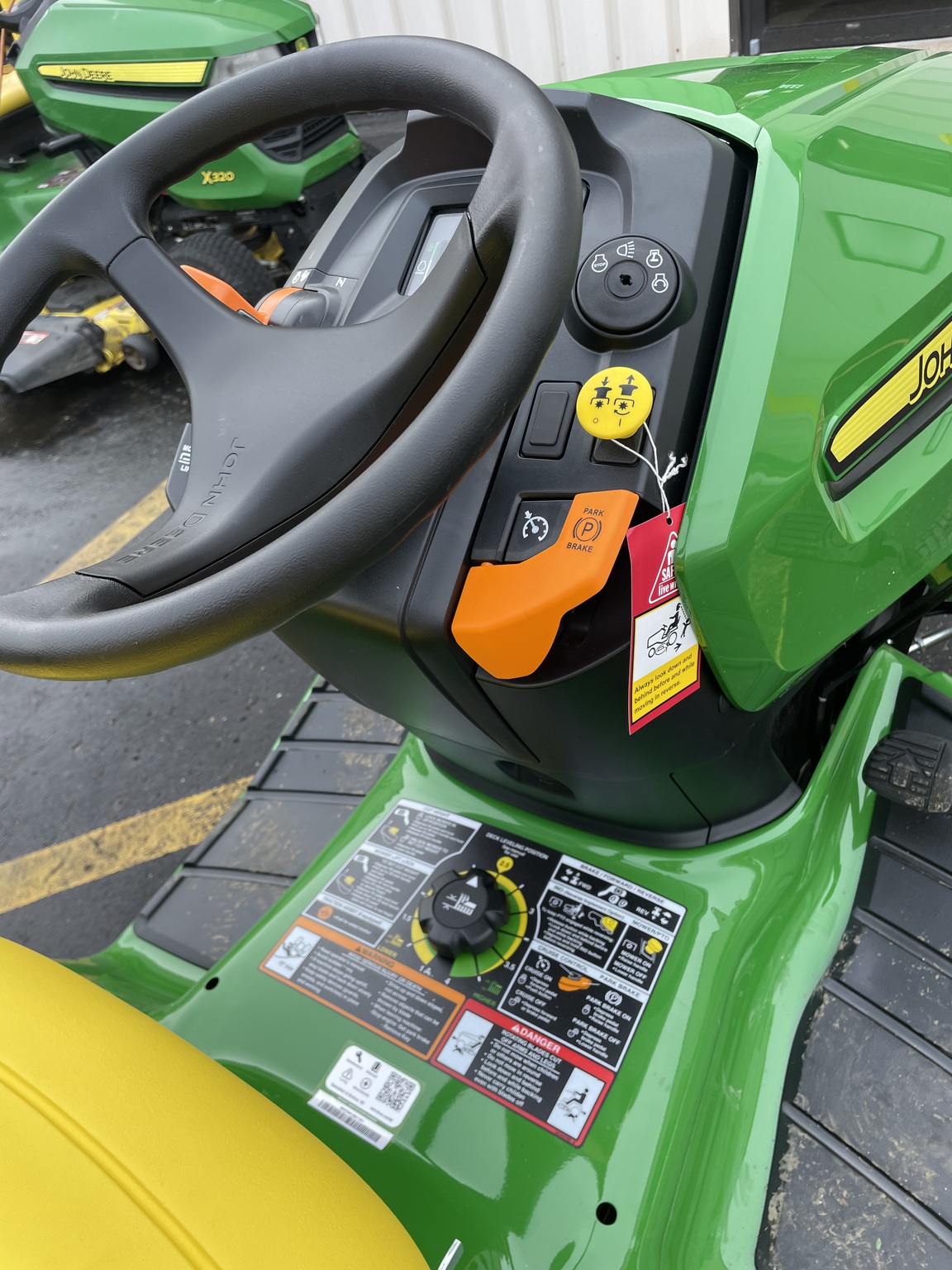 2026 John Deere X350 Image 4