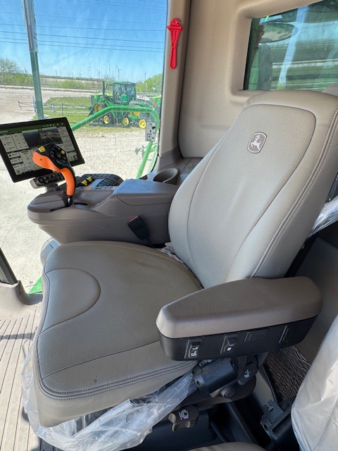 2024 John Deere S780 Image 20