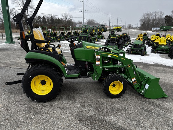 New In-Stock 2025 John Deere 2032R Compact Utility Tractors at Koenig Equipment in Richmond, IN - Photo2