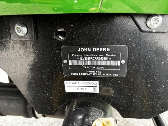 New In-Stock 2025 John Deere 2032R Compact Utility Tractors at Koenig Equipment in Richmond, IN - Photo10