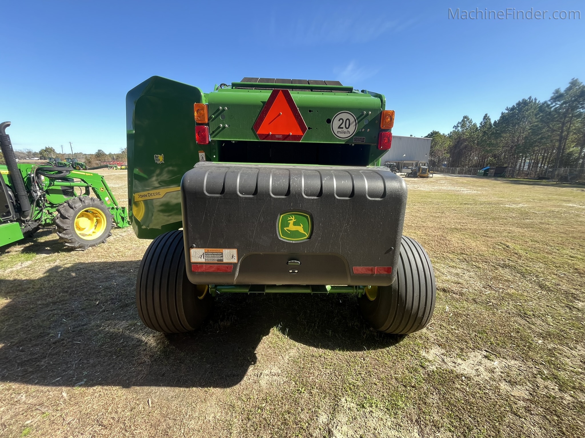 2024 John Deere 451M Image 3
