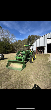 2019 John Deere 5075E Photo 1