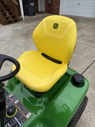 Photo of 2021 John Deere X380