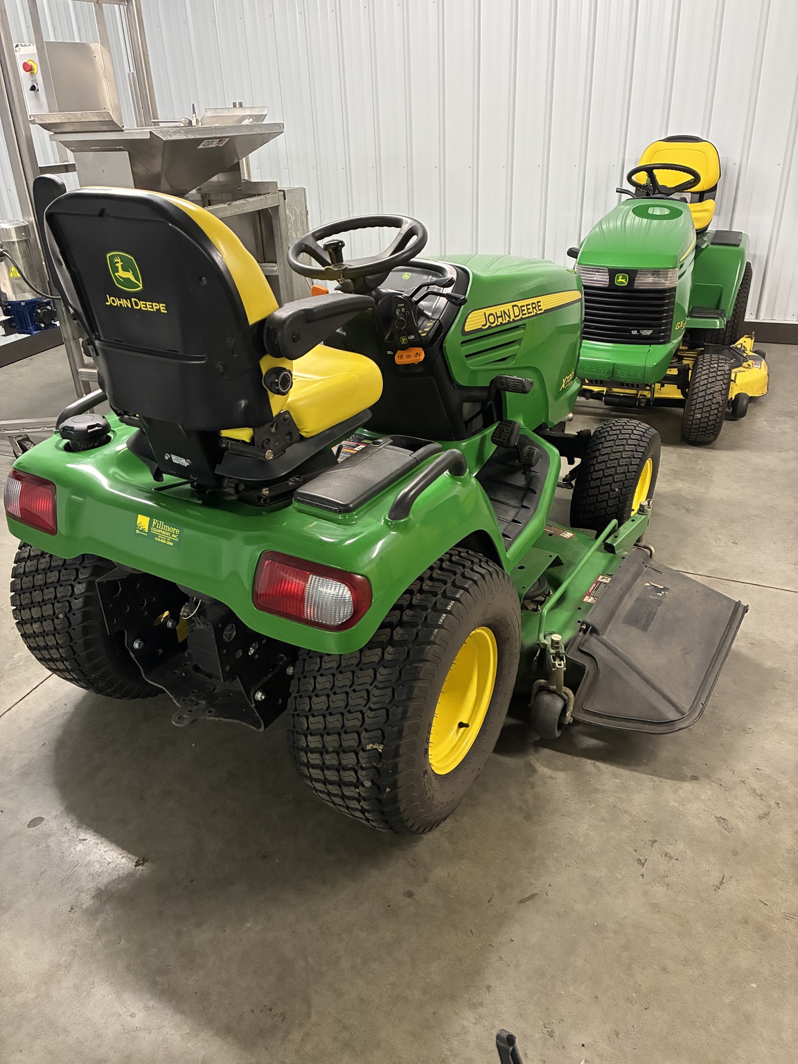 2011 John Deere X720 Image 5