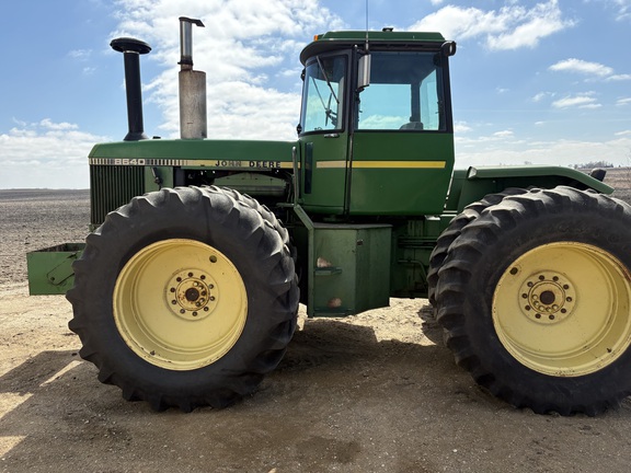  John Deere 8640