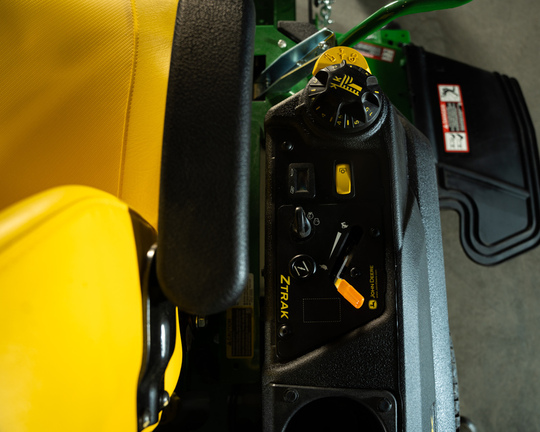 New In-Stock 2026 John Deere Z730M Zero Turn Mowers at Horizon Ag & Turf in Horizon Ag & Turf,  - Photo7