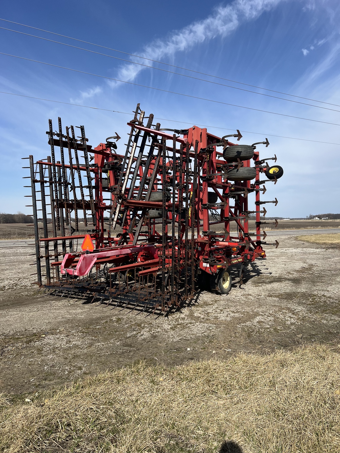 Used 2005 Sunflower 5055-48 Field Cultivators at Koenig Equipment in Anna, OH - PhotoXL1
