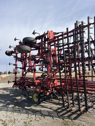 Used 2005 Sunflower 5055-48 Field Cultivators at Koenig Equipment in Anna, OH - Photo2